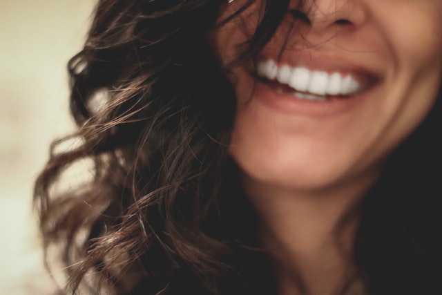 Woman with a beautiful smile. 